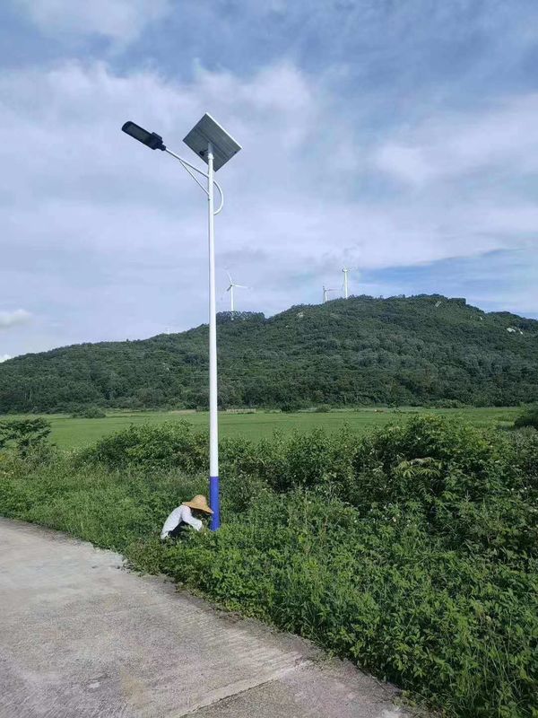 অল ইন 2 সোলার স্ট্রিট লাইট 60W 80W সোলার LED রোড লাইট সেমি সোলার স্ট্রিট লাইট