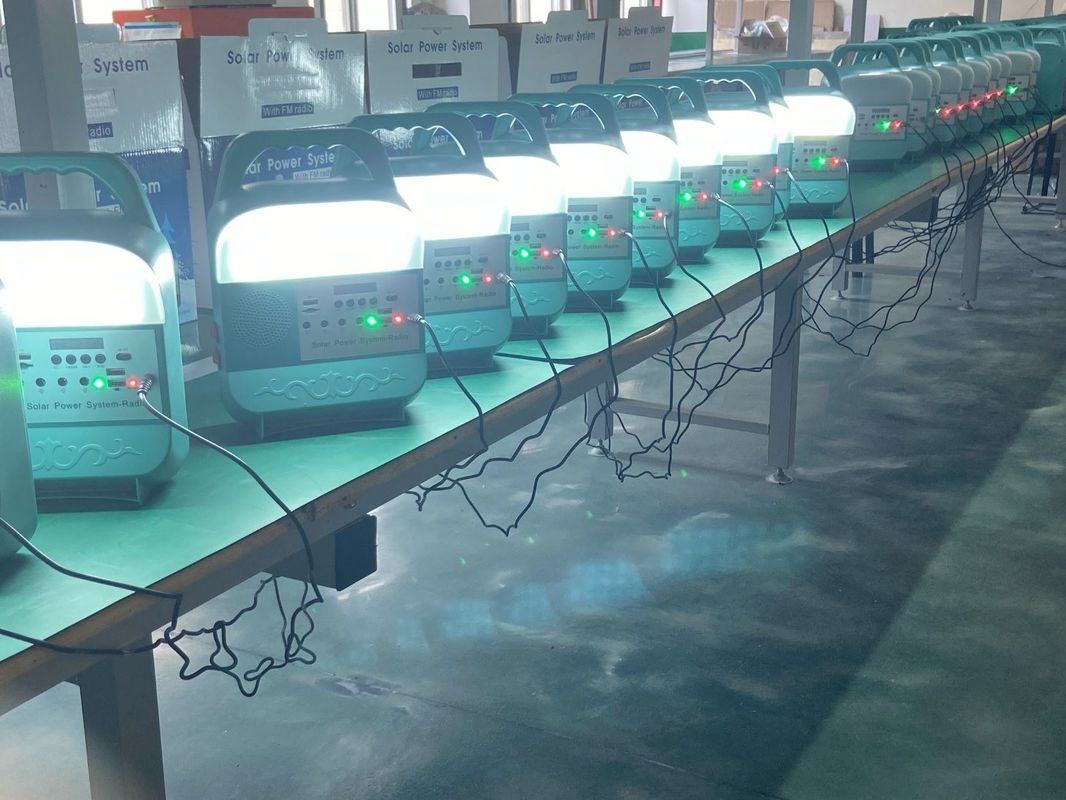 12W সোলার প্যানেল সিস্টেম 4 LED বাল্ব পোর্টেবল সোলার পাওয়ার লাইটিং সিস্টেম কিট